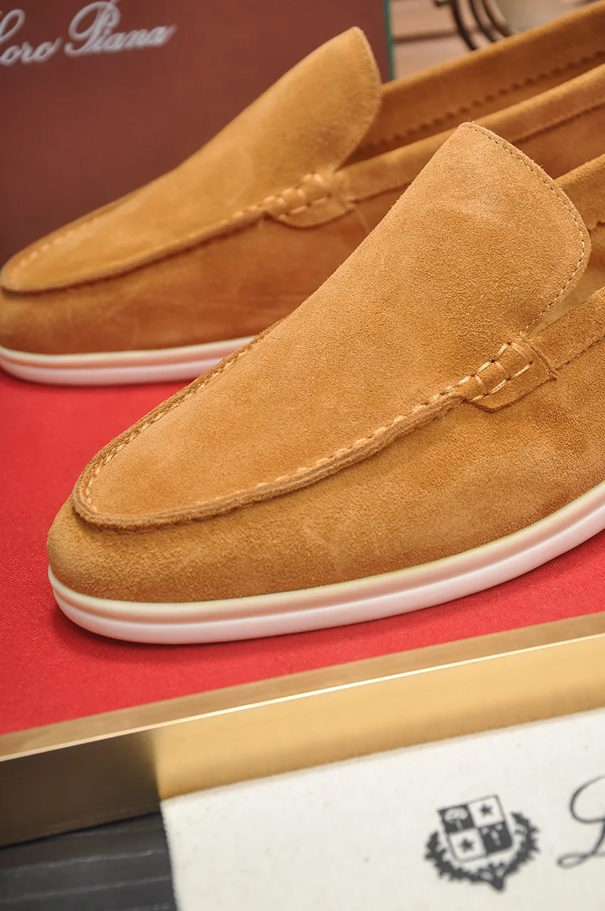 Men's shoes 💰400💶[𝐥𝐨𝐫𝐨 𝐏𝐢𝐚𝐧𝐚] [Couple model] High-end quality, affordable price, LP classic loafers, Italian treasure brand, the only brand that can match Hermès! Only after wearing it do we know that we can’t live up to our feet. Women’s code: 35-40 (customized sizes 34, 41, 42 are non-returnable) Men’s code: 38-44 (customized 45, 46, 47, 48 are non-refundable) Fabric: Customized imported cashmere Lining: Customized imported fetal cowhide Foot: Imported benzene-dyed calfskin Outsole: Exclusive original glass rubber outsole